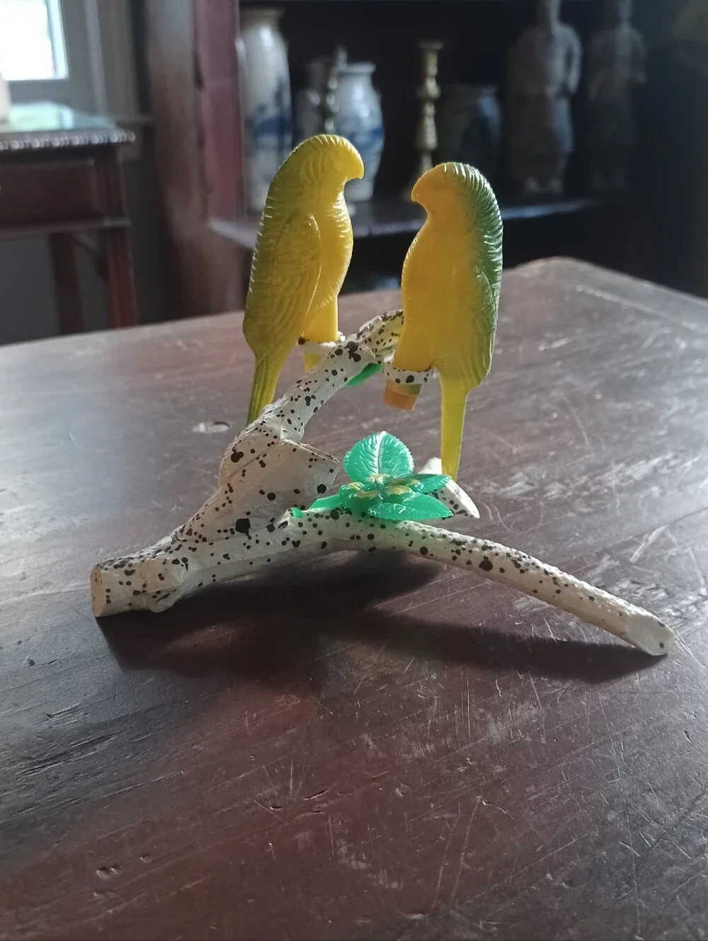 Vintage 60s salt & pepper shakers green & yellow parrot love birds - bird pair